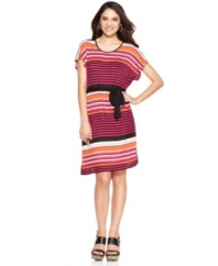 Bright stripes and a fluid shape make Cha Cha Vente's dress ideal for the weekend! Pair with sandals and you're ready to go!