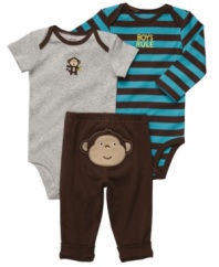 Change it up. Easily mix and match this Carter's 3-piece bodysuits and pant set for comfort and fun style in a snap.