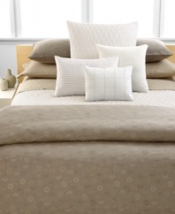 A simple grid pattern embellishes this decorative pillow from Calvin Klein for a polished addition to the Samoa bedding collection.