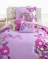 From green house to Hot House, this Roxy duvet cover set adds fun floral pop to any bed. Oversized blooms in lavender, fuchsia and lime with the brand's signature logo define the ultra-fresh and flirtatious look.