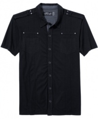 Keep it simple and streamlined. This Retrofit shirt is the strong, silent type.