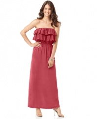 A fashionable find you'll love to wear, this Suzi Chin blouson maxi dress features crafted ruffles and a fluid fit.