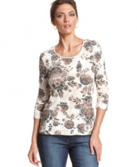 Lend a touch of romance to casual days in Karen Scott's floral-print top.