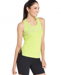 Stay chic and sporty at the gym and beyond in Ideology's racerback tank top!