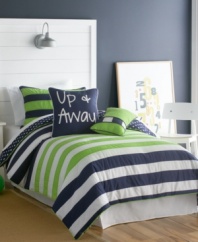 Up, up and away you go! Put a bit of prep in your bed with this Up and Away decorative pillow pack, featuring contrasting lime green and navy blue hues to coordinate perfectly with the matching comforter set.