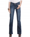 Hydraulic's Lola jeans have a great fit that are versatile enough for daily-wear! Pair with boots for a sleek look.
