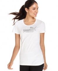 Puma enlivens this essential active tee with an oversized printed logo at the front. Perfect for hitting the treadmill or holding a yoga pose, this top gives your favorite athletic looks a signature touch.