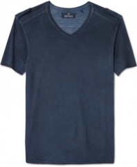 Always a solid choice. This t-shirt from Buffalo David Bitton rounds out your casual collection.