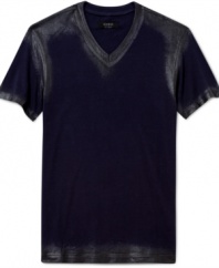 Pair this t-shirt from Guess with a sharp pair of denim, the subtle graphic and coated look gives it a fresh look.