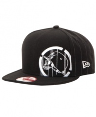 Rock this graphic logo hat from Metal Mulisha for hardcore headwear style.