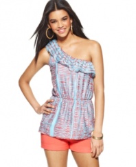 A ruffled one-shoulder strap adds a pretty flair to this Bar III printed top -- a sweet summer topper!