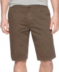 Add length to your look with these shorts from Hugo Boss Orange. Their heavyweight texture gives you a rugged edge.