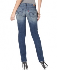 In a classic straight leg, make these Levi's 524 jeans your wardrobe denim staple!