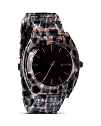 For the girl who is always fashionably on time, Nixon's acetate bracelet watch is a bold choice. Equal parts sporty and sleek, slip it on to give femme looks a boy-borrowed edge.