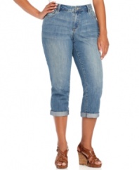 Get a classic casual look with DKNY Jeans' cropped plus size jeans, finished by a light wash.