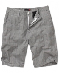 Comfortable cool. Feel fresh with these chino shorts from Quiksilver, with a fine neutral pattern that will make your wardrobe stand out.