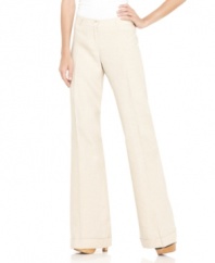 In a relaxed wide-leg style, these linen MICHAEL Michael Kors trousers are perfect for looking polished with a springtime ease!
