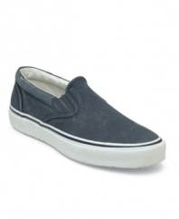 It's simple. This classic pair of slip-on men's casual shoes from Sperry Top-Sider is the perfect addition to your laidback look.