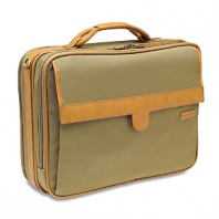 The Hartmann Packcloth Collection offers the ultimate in practical convenience-with classic, sophisticated style. Made of extremely durable, lightweight 400-denier nylon with antique brassware and Hartmann's signature trim, the overnight bag works well on its own or combined with other components from the collection.