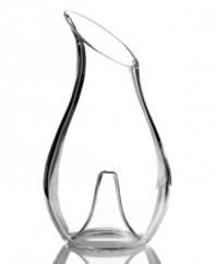 Take a breather with the O decanter. A smart companion to Riedel's stemless wine glasses, this crystal carafe features a deep punt to accommodate the entire thumb and an elliptical mouth, resulting in a controlled, drip-free pour.