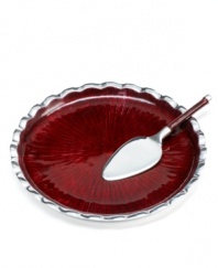 Full of surprises, this handcrafted collection of cake plates from the Simply Designz collection of serveware and serving dishes pairs sleek, polished aluminum with a fluted edge and lustrous burgundy enamel. With a coordinating server, there's no better way to enjoy dessert!