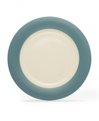 Make everyday meals a little more fun with Colorwave dinnerware from Noritake. Mix and match this turquoise-rimmed platter with coupe and square pieces for a tabletop that's endlessly stylish.