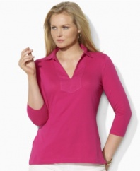This plus size tunic is rendered in soft cotton jersey and trimmed with lightweight linen for a textured, casual finish, from Lauren by Ralph Lauren.