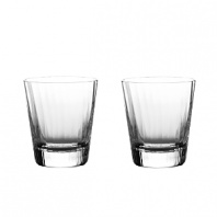 Handmade with a lovely optic finish, William Yeoward's Corinne Double Old Fashioned Tumblers evoke the style and glamour of the 1920s and 1930s when the new experience of cocktails and jazz was all the rage.