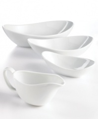 This multi-purpose serving bowl does it all, transitioning smoothly from the oven or microwave and into the dishwasher in timeless white porcelain. An elliptical shape presents any and every recipe with modern grace. From The Cellar's collection of serveware and serving dishes.