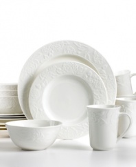 Martha Stewart Collection's Vintage Rose dinnerware set for 4 makes a fresh statement every time you and your family sit down for a meal. Every piece features a floral-embossed border that will always be in bloom and always in style.
