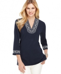 Go for a world-inspired look with this easy tunic from Jones New York Signature. The artisan-inspired embroidery and breezy tunic shape lend chic style to any day!