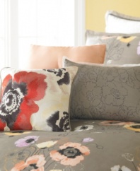 Blooming with an artistic allure, Martha Stewart Collection's Pastel Poppies completer set boasts three decorative pillows that accent the coordinating comforter and duvet cover sets with a dramatic touch.