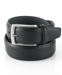 Fit for any man. With a reversible design from black to brown, this belt from Hugo Boss covers all contingencies.