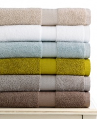 Crafted with pure organic cotton, these Bianca bath towels exude natural softness and simplicity. Comes in six colors to easily match any bathroom style.