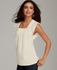 Elegant eyelet perks up a classic cut from Style&co.! Try this top with your favorite pair of shorts or capris.