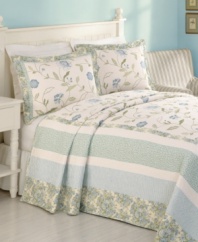 This Rebecca bedspread boasts countryside charm with floral details and an all-over quilting design.