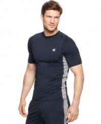 Get ready for your best workout with this dry-fit t-shirt from Champion.