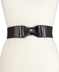 The gift that keeps on giving, this elastic stretch belt by Steve Madden features a faux-patent leather bow at the front. A nice finishing touch on your favorite weekend outfit.