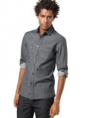 Top off your look with your new favorite blues -- this shirt from Vintage Red gives you the right update on your denim.