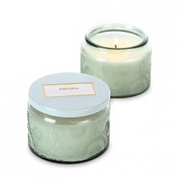 Voluspa's exquisite French Cade & Lavender collection blends rich Bulgarian lavender with lemon verbena for an exceptional fragrance that scents your home with modern elegance.