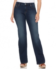 A slimming panel lends an ultra-flattering fit to Levi's 512 plus size jeans, featuring a straight leg design.