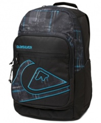 Safe and sound. Make sure everything you need gets from one place to the next with this backpack from Quiksilver.