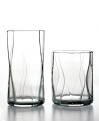 Italian design is unparalleled for its sophistication and casual elegance. And Bormioli Rocco, the Italian glassware maker, presents the beautifully designed Nettuno Clear 4 piece set of highball glasses (shown left).