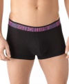 Style and support. These trunks from 2(x)ist are keep you secure and in step with cool style.