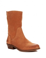 This simple take on the Western design trend will make these Lucky Brand booties wardrobe staples.