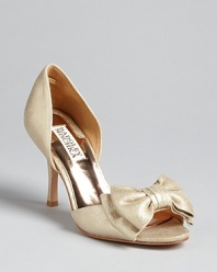 Bow, peep: these Badgley Mischka evening pumps feature elegant double bow details at each toe.