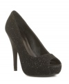 Need a super-glam and sexy look for your next night out? Say hello to Chinese Laundry's Hey There peep-toe evening pumps!
