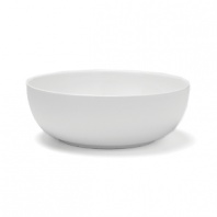 Exclusive to Bloomingdale's, this bone china serving bowl is traditional and alluring.