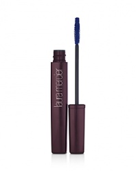 Laura Mercier Long Lash Mascara extends and precisely separates the thinnest, shortest, hard-to-reach lashes by expertly scooping up and lengthening each lash while delivering the right amount of product.