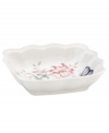 Fresh from the garden, the Butterfly Meadow Herbs baker from Lenox features hardy stoneware with flowering herbs and a delicately scalloped edge. Qualifies for Rebate